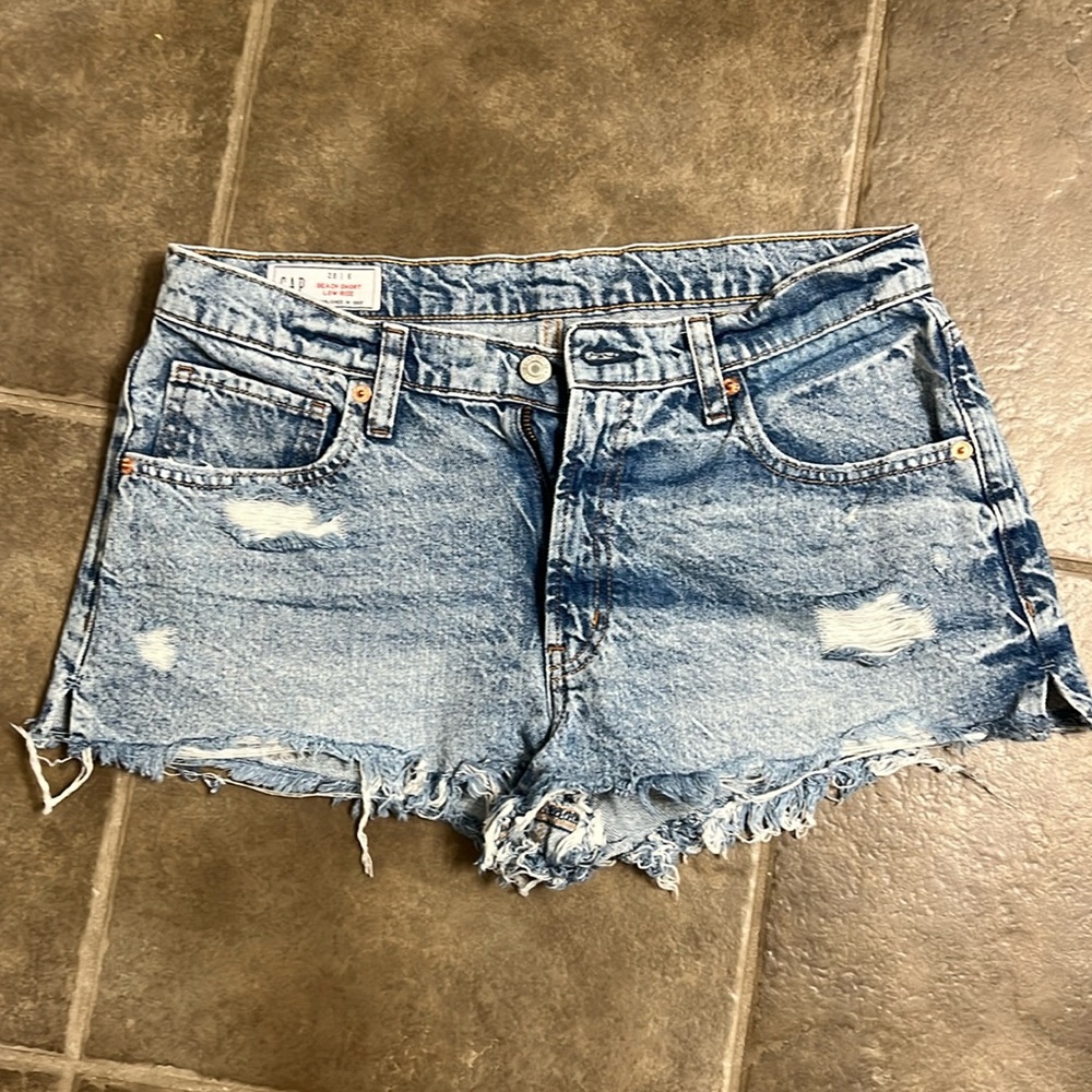 GAP low-rise beach jean short